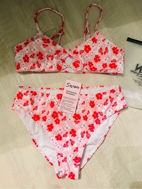 🌺 Pink Floral Bikini Set 💕